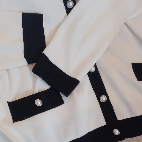 Adrianna Papell Black and White Cardigan - Picture 4 of 8